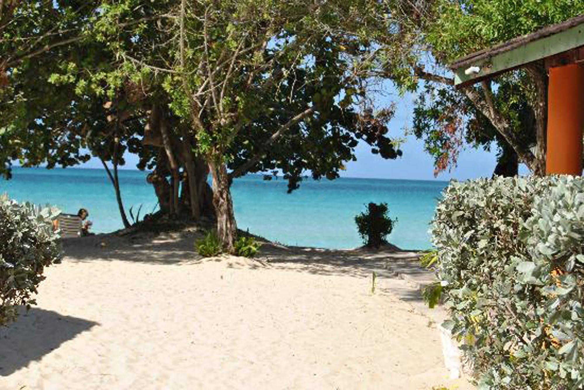Merrils Beach Resorts Lll Negril Exterior photo